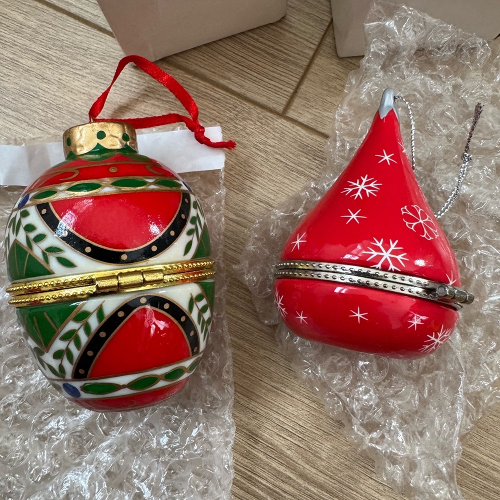 Two Michael Anthony Ornament Trinket Boxes